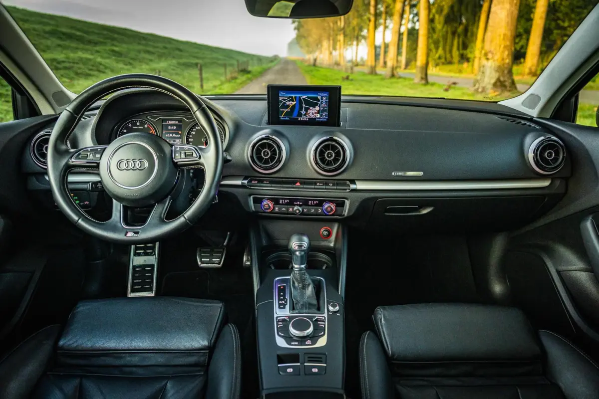1.4 TFSI CoD Ambiente Pro Line Plus | Leer