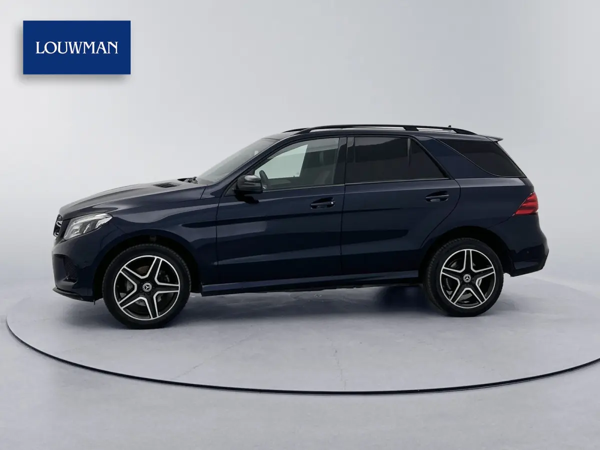 350 D 4MATIC AMG Line Grijs kenteken Pano Leder Distronic Trekhaak uitklapbaar Navigatie Camera VAN