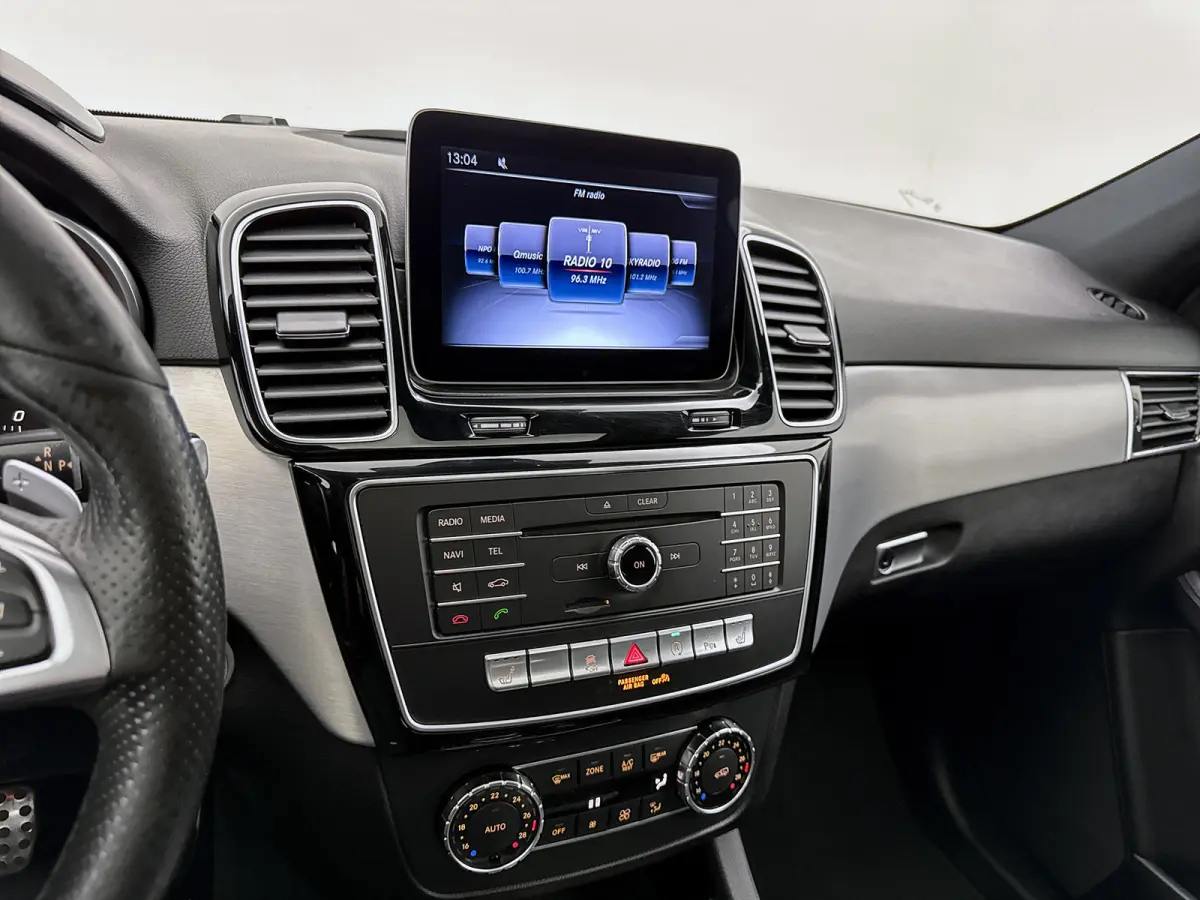350 D 4MATIC AMG Line Grijs kenteken Pano Leder Distronic Trekhaak uitklapbaar Navigatie Camera VAN