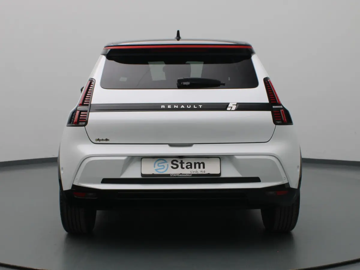 "Signature Stam" Iconic comfort range 52 kWh Leder Paris Black / openR-link infotainmentsysteem met Google-integratie/ V2G
