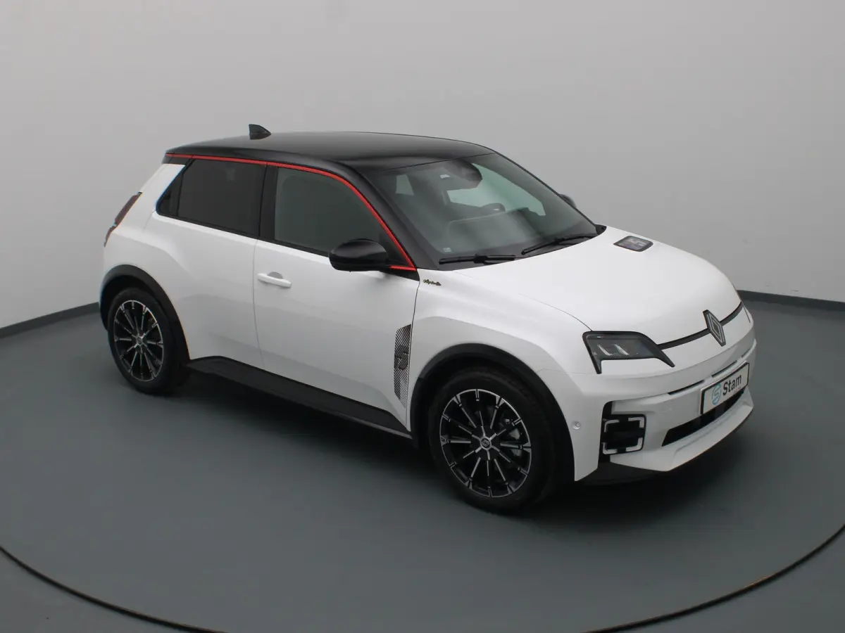 "Signature Stam" Iconic comfort range 52 kWh Leder Paris Black / openR-link infotainmentsysteem met Google-integratie/ V2G