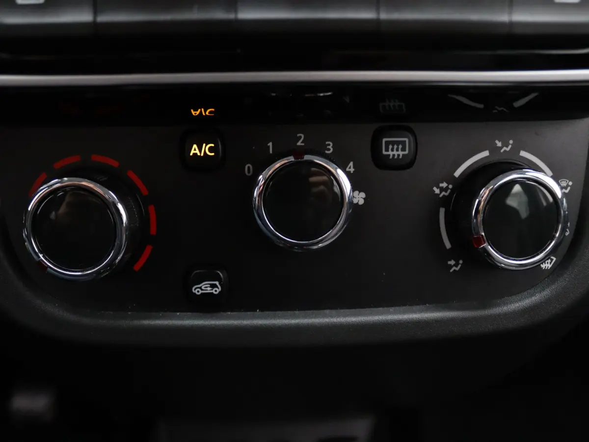 Expression 27 kWh Apple Carplay/Android Auto | Airco