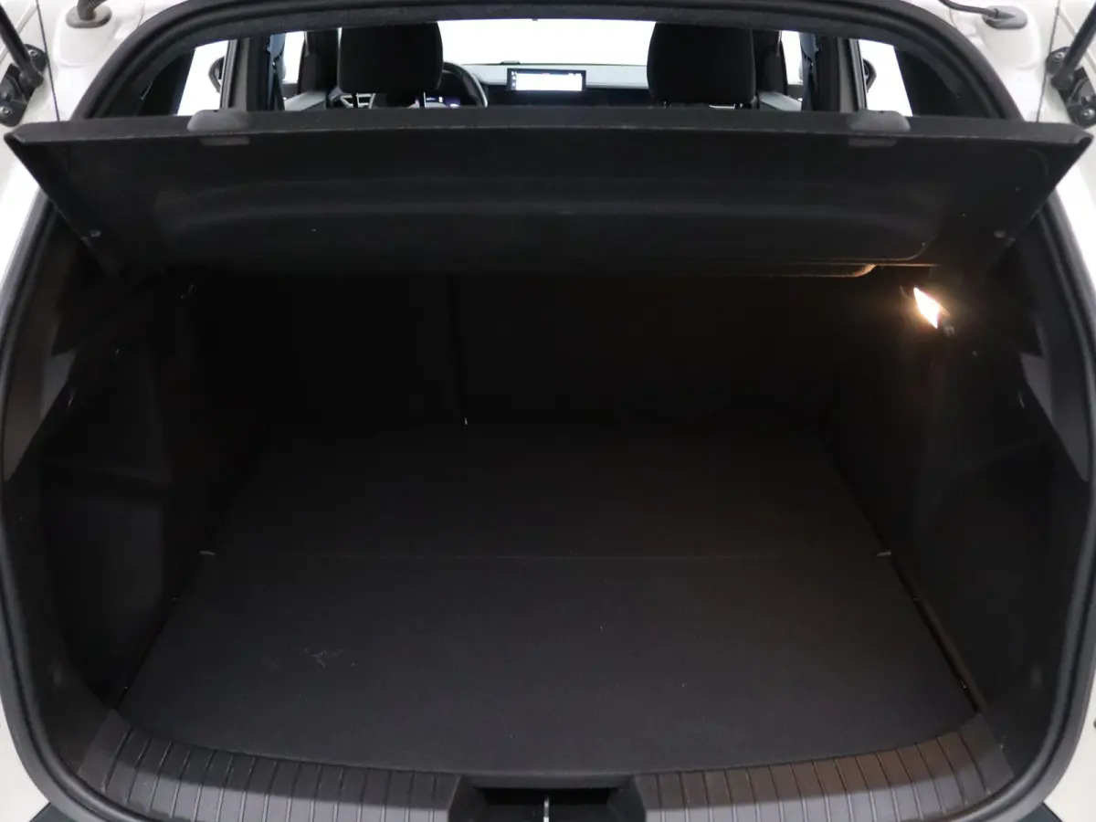 140pk Hybrid Journey Apple Carplay/Android Auto | Climate