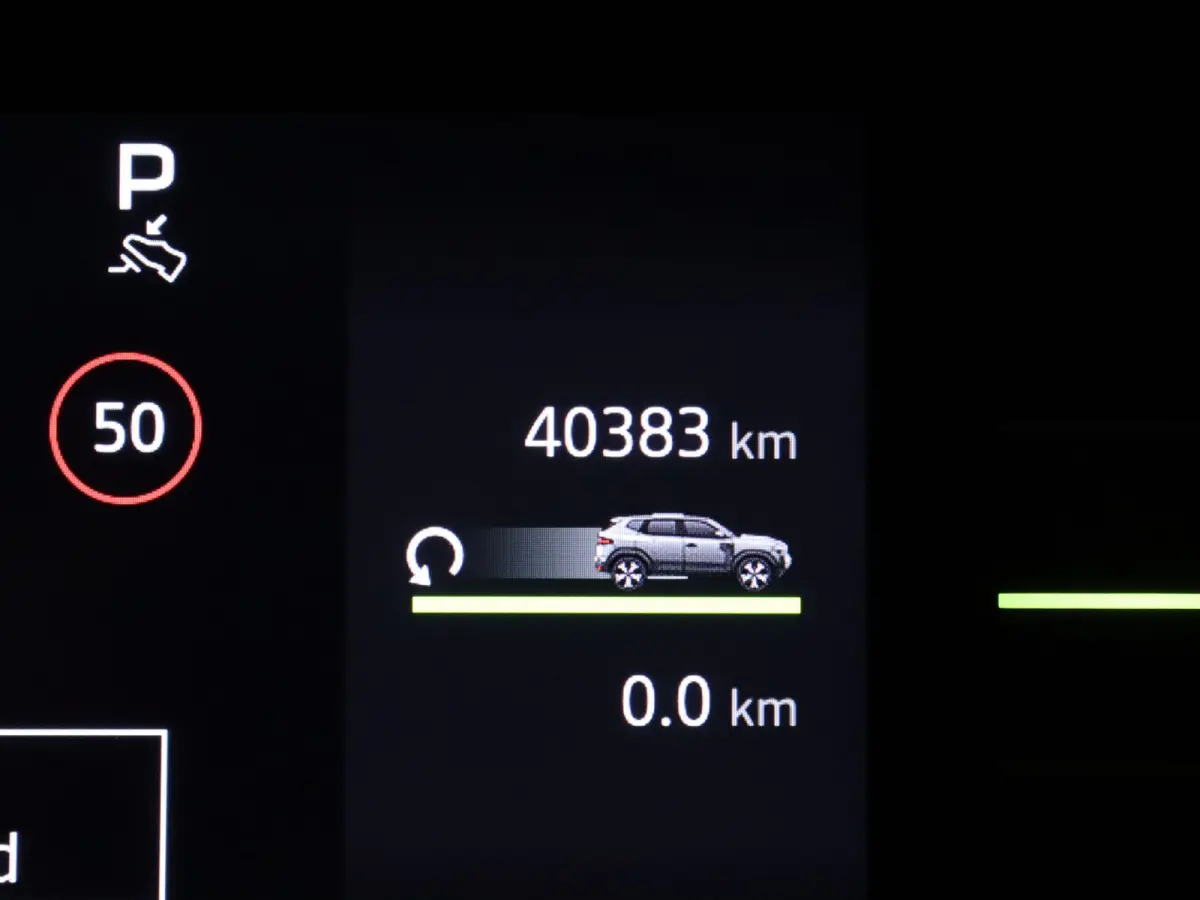 140pk Hybrid Journey Apple Carplay/Android Auto | Climate