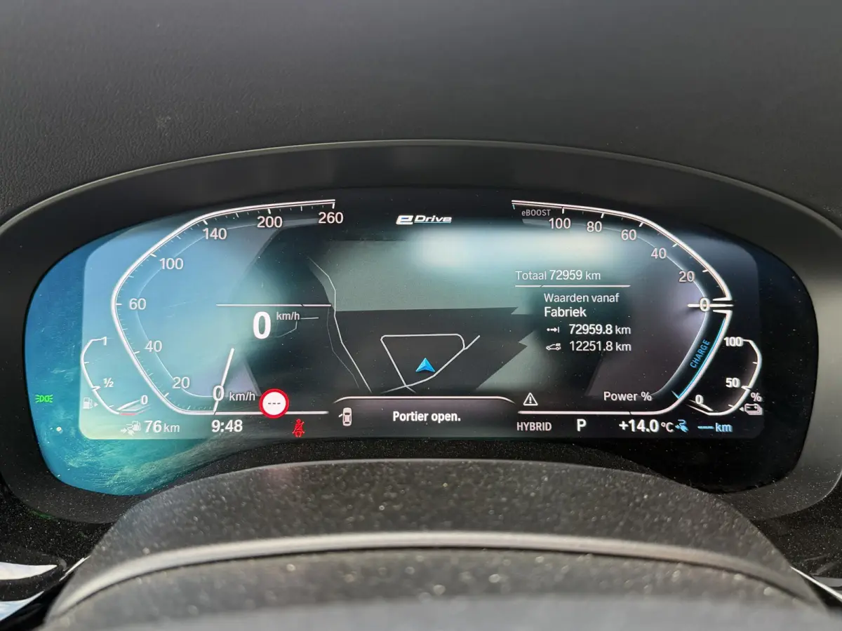 530e High Executive M-Sport 18"/Panoramadak/Leder + memory/Stoelverwarming/Dodehoek/Keyless/Elektrische klep/Apple Carplay & Android Auto