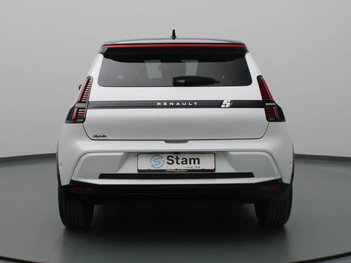 "Signature Stam" Iconic comfort range 52 kWh Leder Paris Black / openR-link infotainmentsysteem met Google-integratie/ V2G