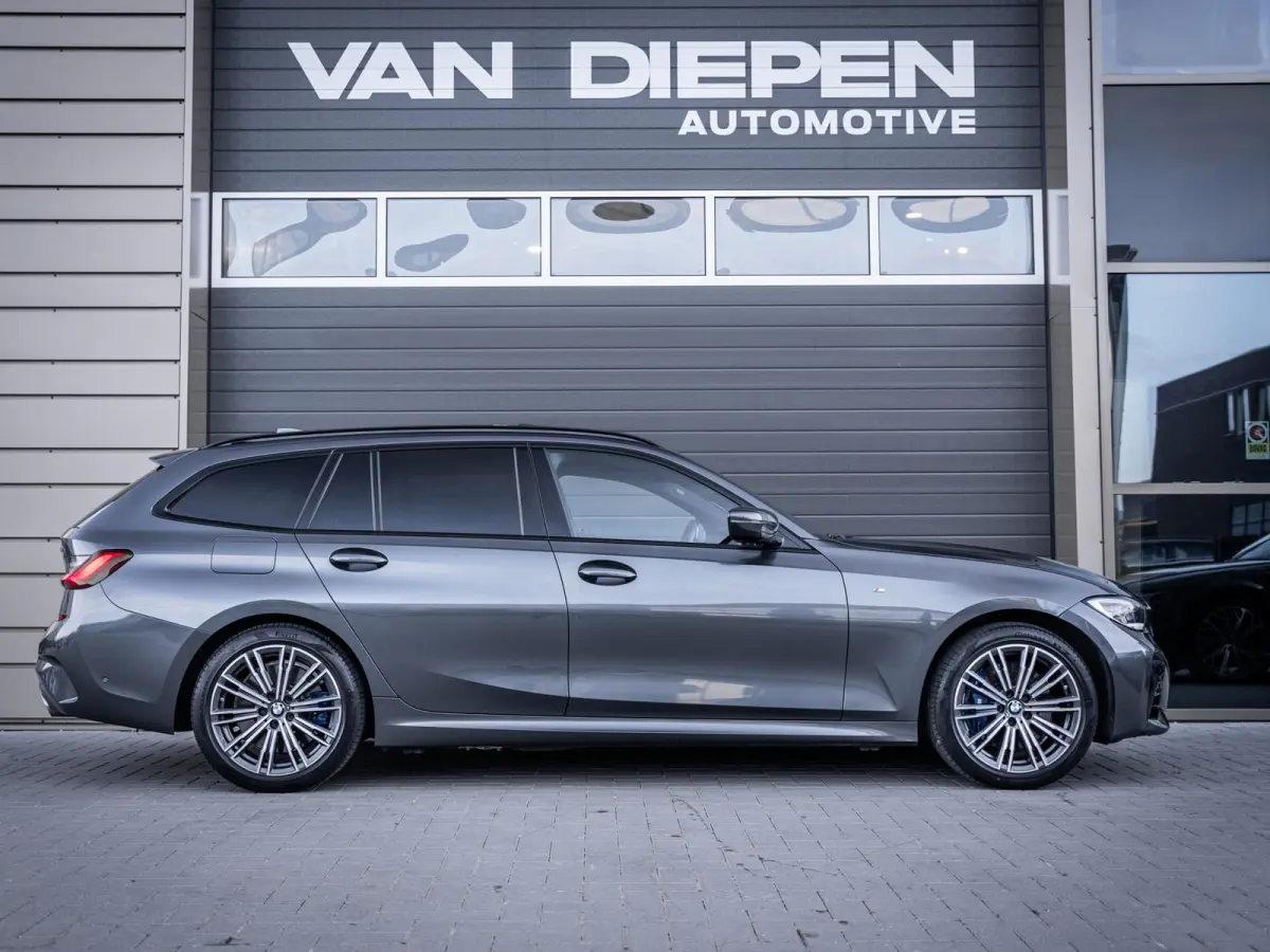 330e High Executive - M-Sport l Laser l Pano l Trekhaak l HUD
