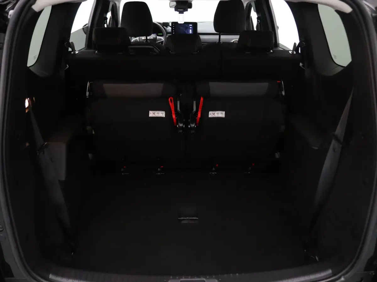 140pk Hybrid Extreme 7p. Apple Carplay/Android Auto | Climate