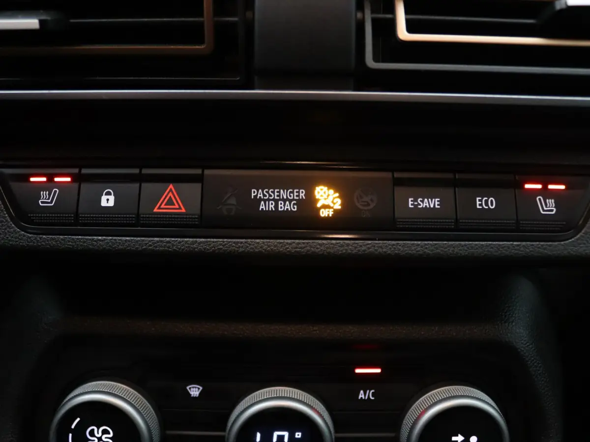 140pk Hybrid Extreme 7p. Apple Carplay/Android Auto | Climate