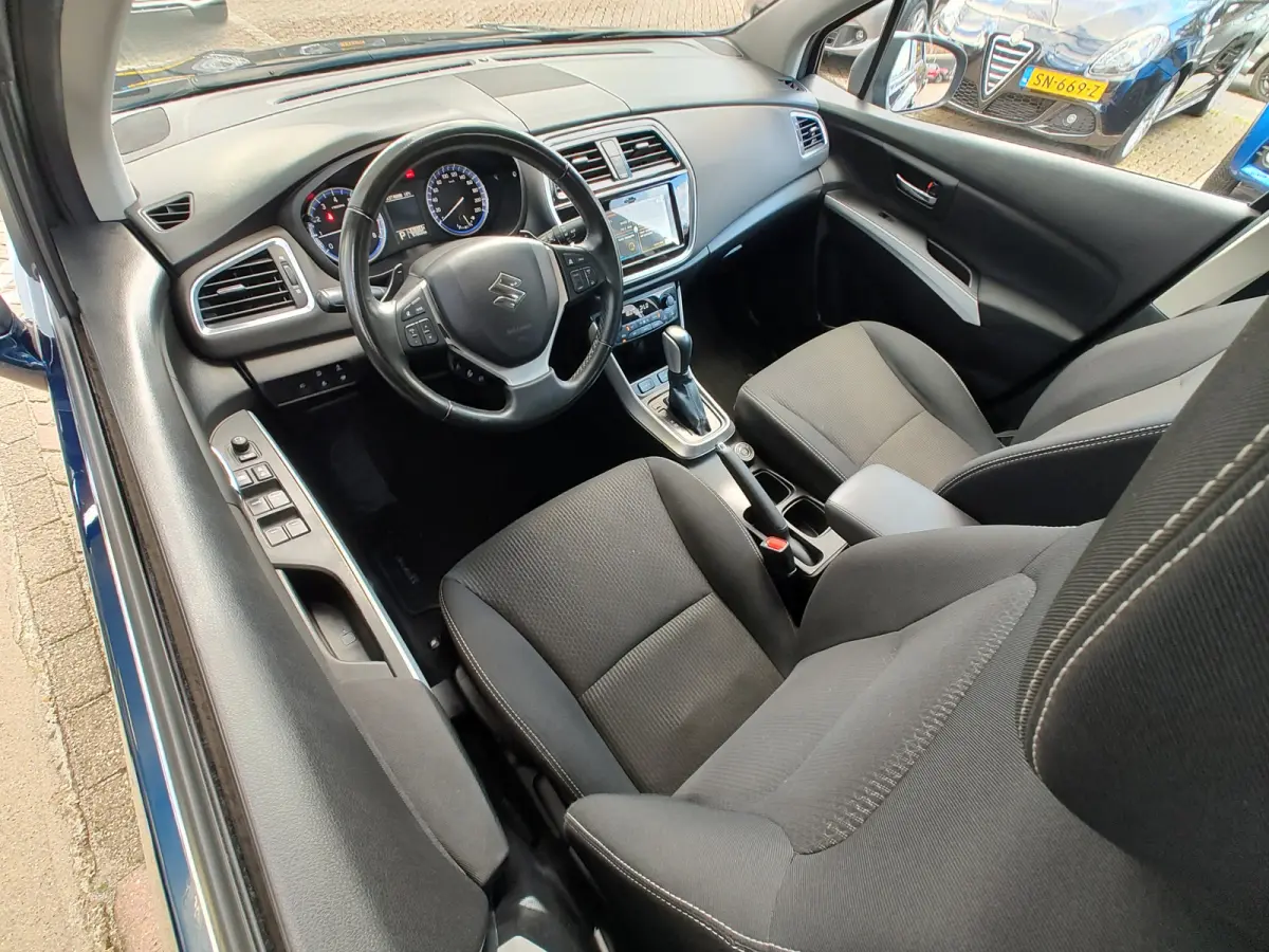 1.4 BOOSTERJET ALLGRIP SELECT MILD HYBRID 4x4 | Carplay/Android | Adaptive Cruise | Keyless