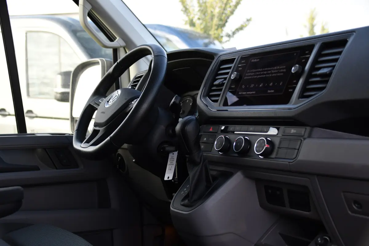 35 2.0 TDI L3H2 PB Edition Adaptieve Cruise, Camera, Carplay, LED, Stoelverwarming, 177pk, Automaat, Multimedia,  Voorruit verwarming, Uniek!