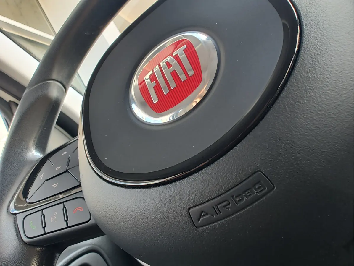 1.0 HYBRID CROSS Airco | Carplay/Android | Regensensor | Parkeersensoren