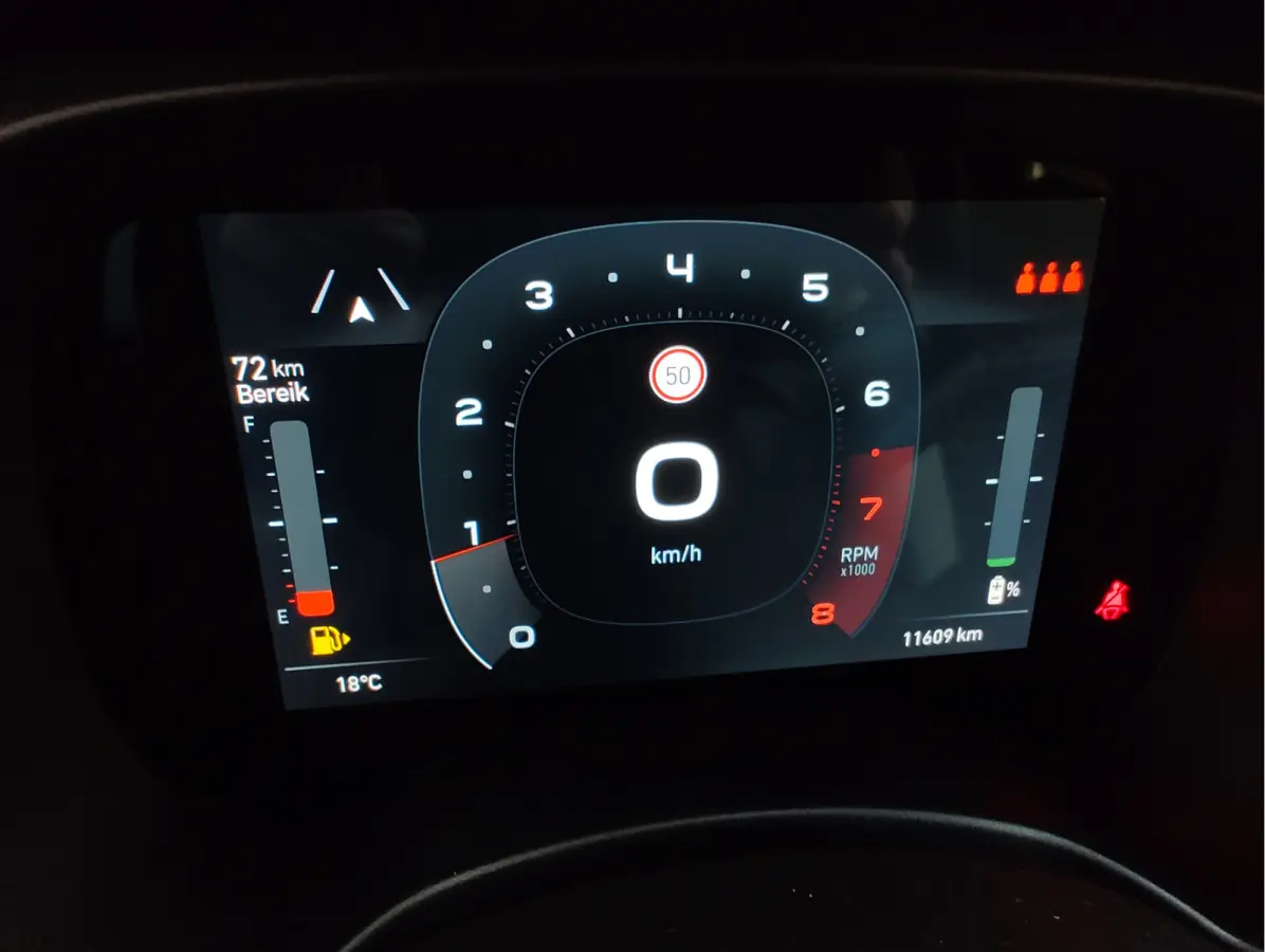 1.0 HYBRID CROSS Airco | Carplay/Android | Regensensor | Parkeersensoren