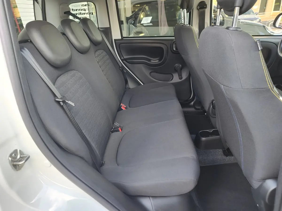 1.0 HYBRID CROSS Airco | Carplay/Android | Regensensor | Parkeersensoren
