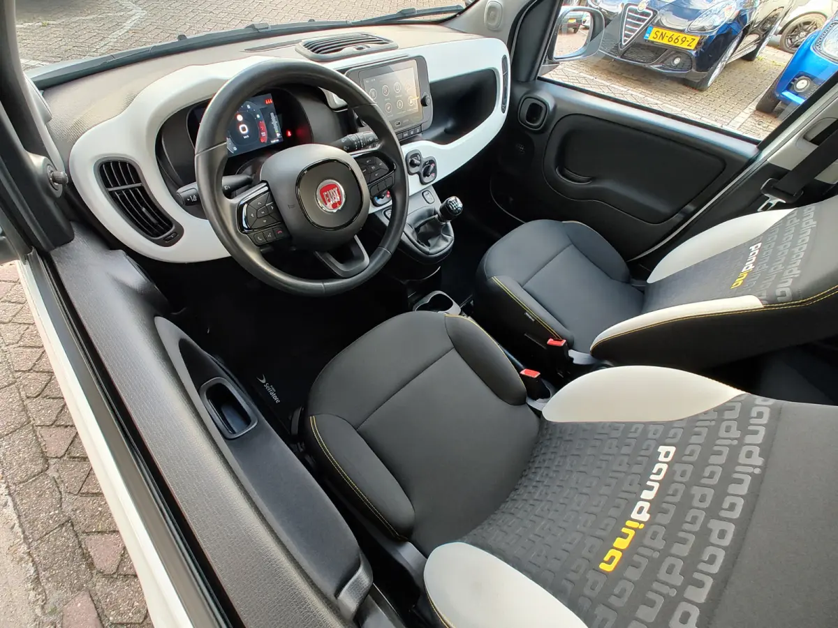 1.0 HYBRID CROSS Airco | Carplay/Android | Regensensor | Parkeersensoren
