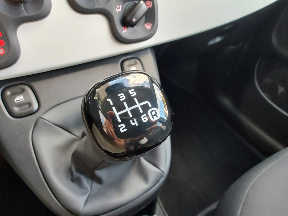 1.0 HYBRID CROSS Airco | Carplay/Android | Regensensor | Parkeersensoren