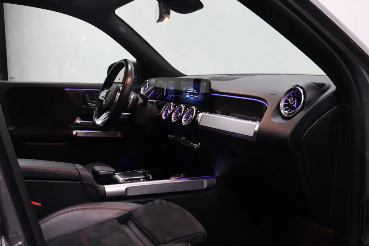 AMG LINE|7P|Pano|Navi|Climate|Cruise|