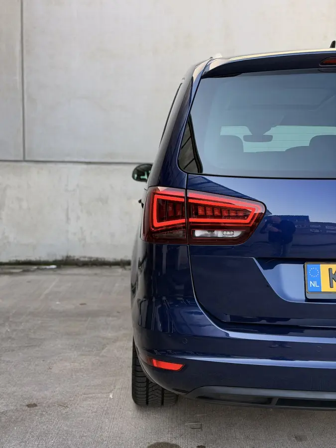 2.0 TSI FR DSG Pano 7P Trekh ACC Camera Keyless Massage 220PK