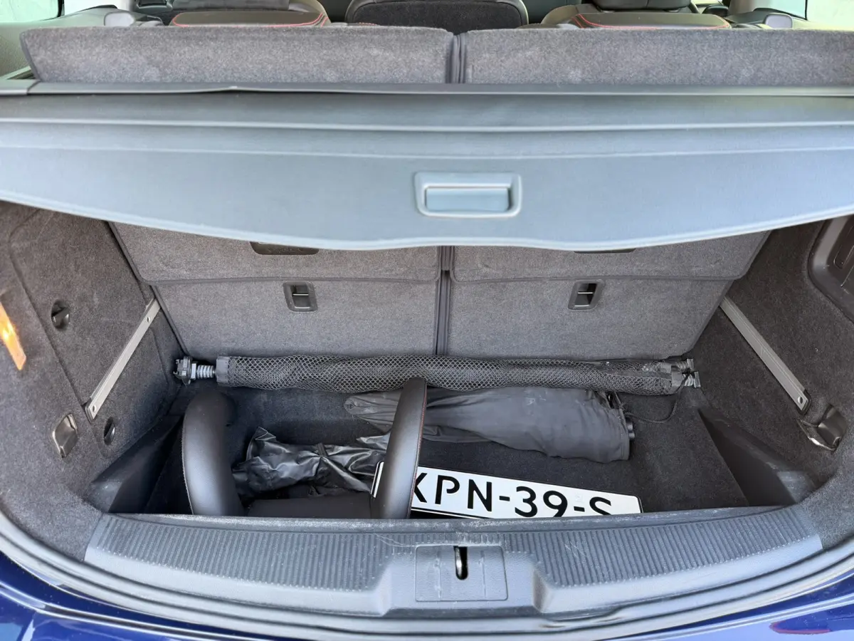 2.0 TSI FR DSG Pano 7P Trekh ACC Camera Keyless Massage 220PK