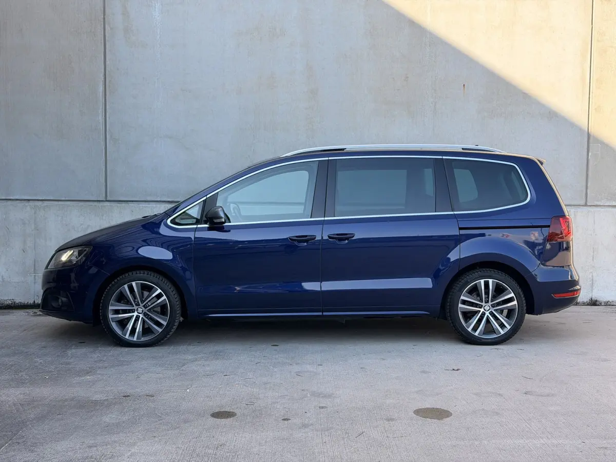 2.0 TSI FR DSG Pano 7P Trekh ACC Camera Keyless Massage 220PK