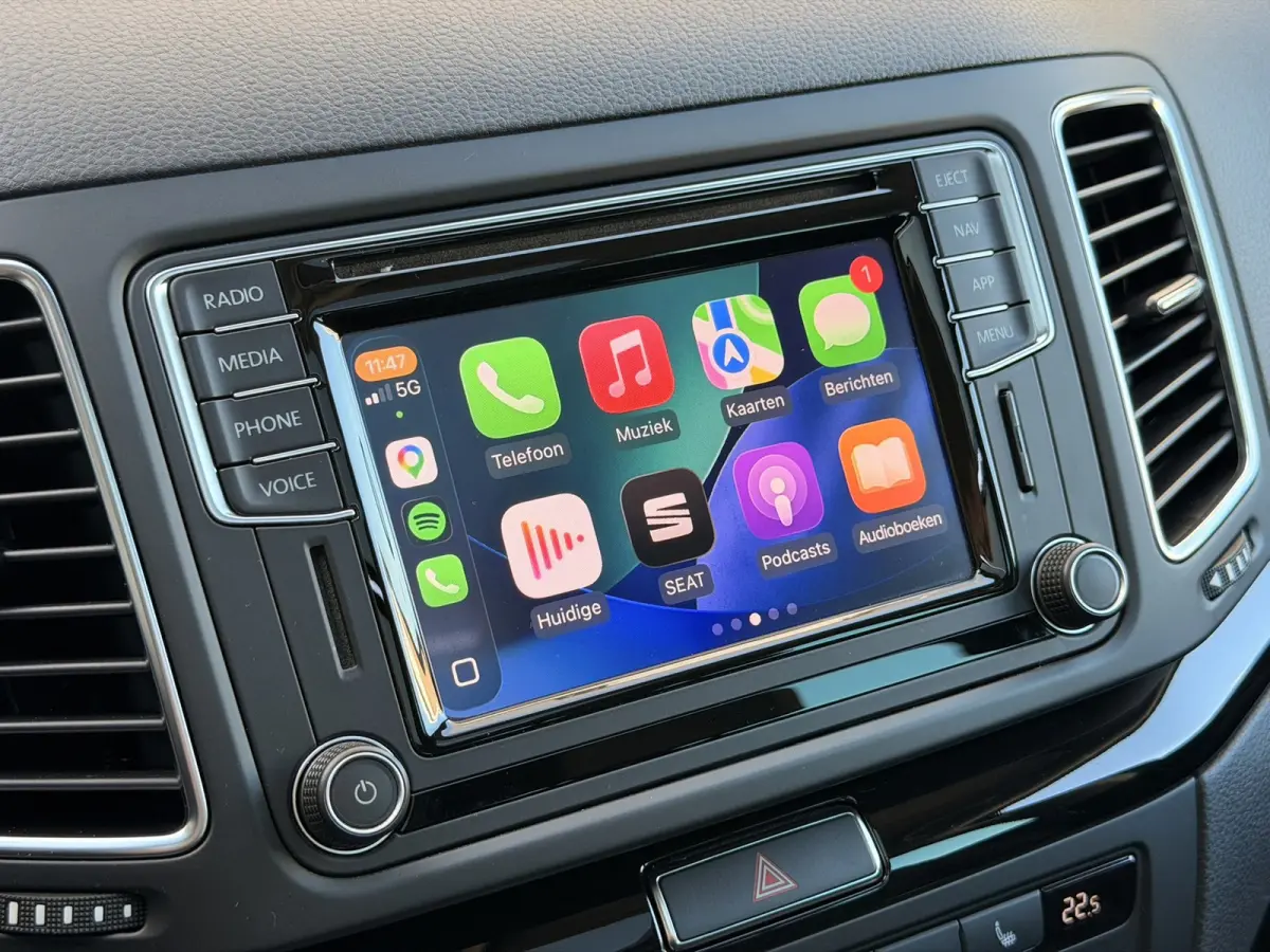 2.0 TSI FR DSG Pano 7P Trekh ACC Camera Keyless Massage 220PK