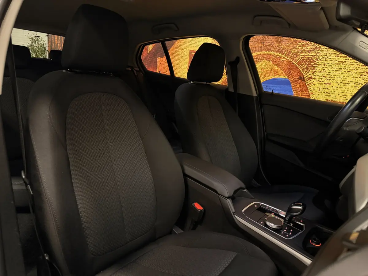 118i Executive Edition Automaat Carplay LED PDC