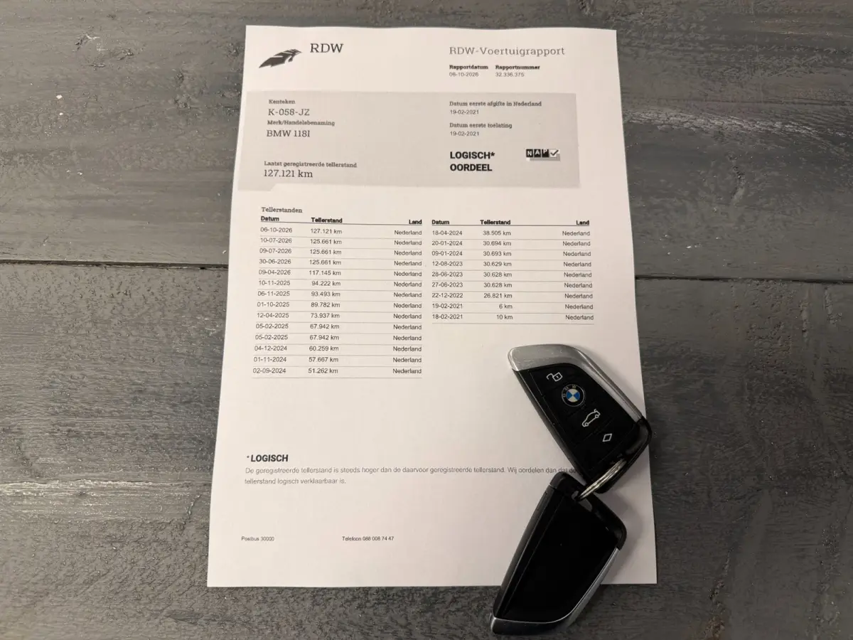118i Executive Edition Automaat Carplay LED PDC