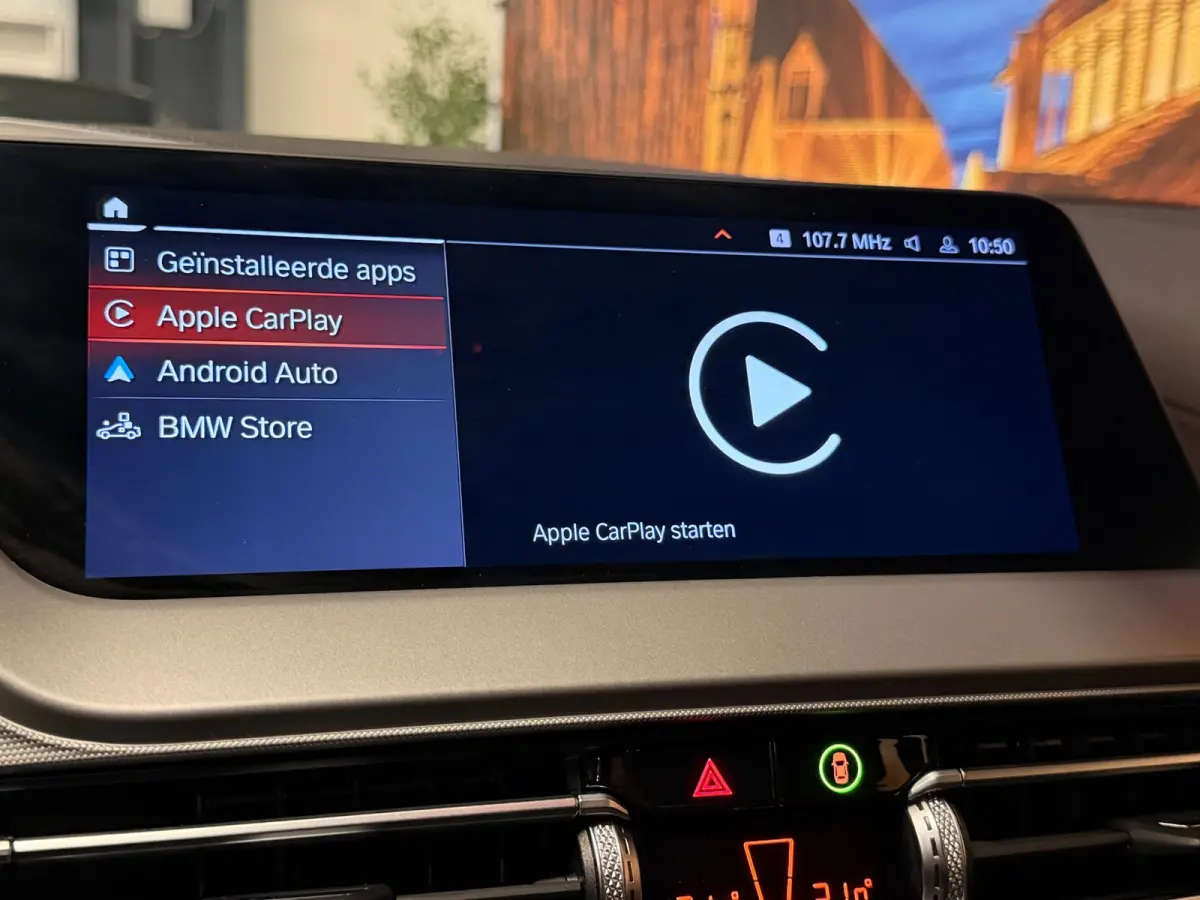 118i Executive Edition Automaat Carplay LED PDC