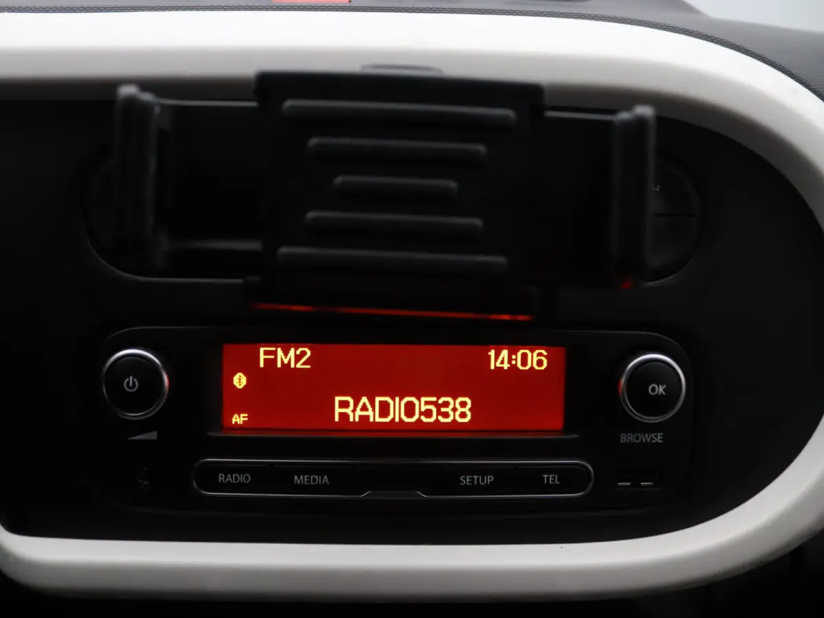 70pk SCe Collection Airco | Radio