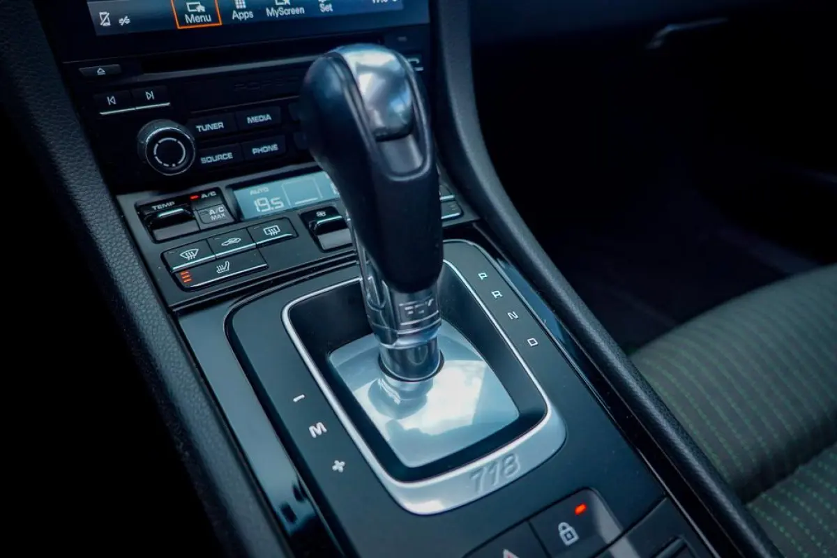 2.0 T / NL Auto / 18-Voudig / Carplay / Approved / Camera