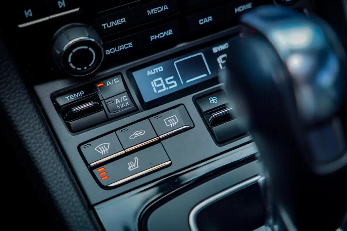 2.0 T / NL Auto / 18-Voudig / Carplay / Approved / Camera