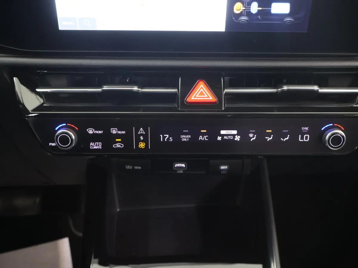 1.6 GDi Hybrid DynamicLine | Adaptieve Cruise Control | Navigatie | Climate Control | Parkeercamera |