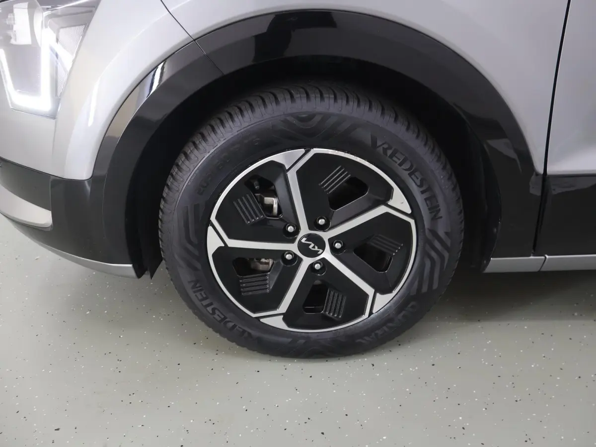 1.6 GDi Hybrid DynamicLine | Adaptieve Cruise Control | Navigatie | Climate Control | Parkeercamera |