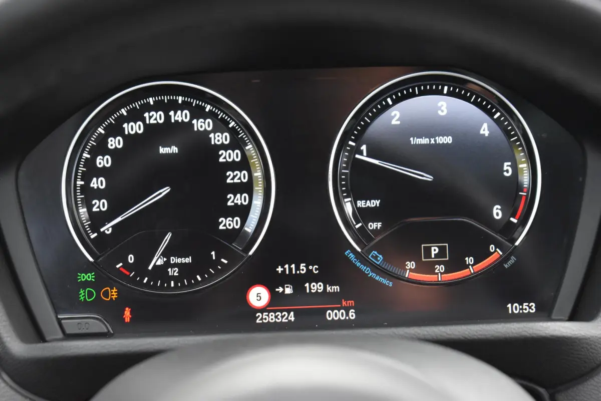 18d 150PK LEDER PANODAK LED LMV NAVI