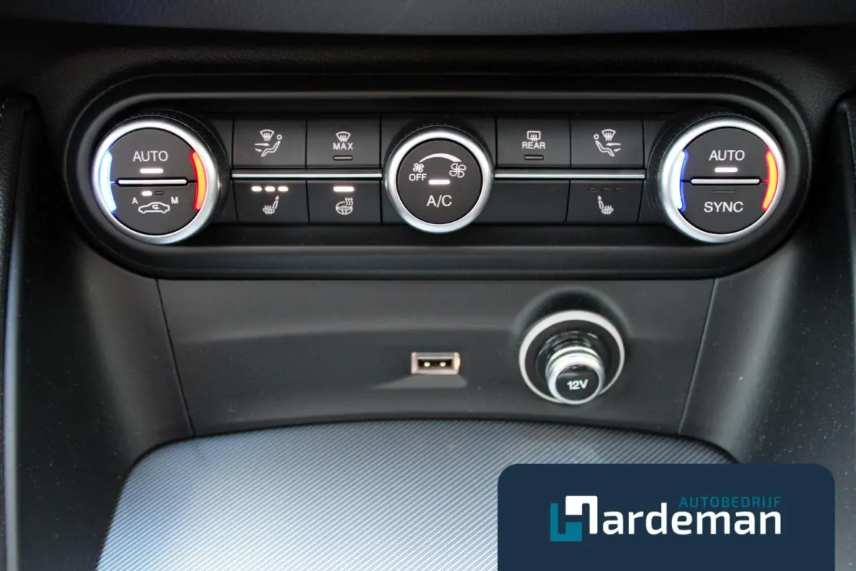 2.0 T AWD Veloce Panorama Trekhaak