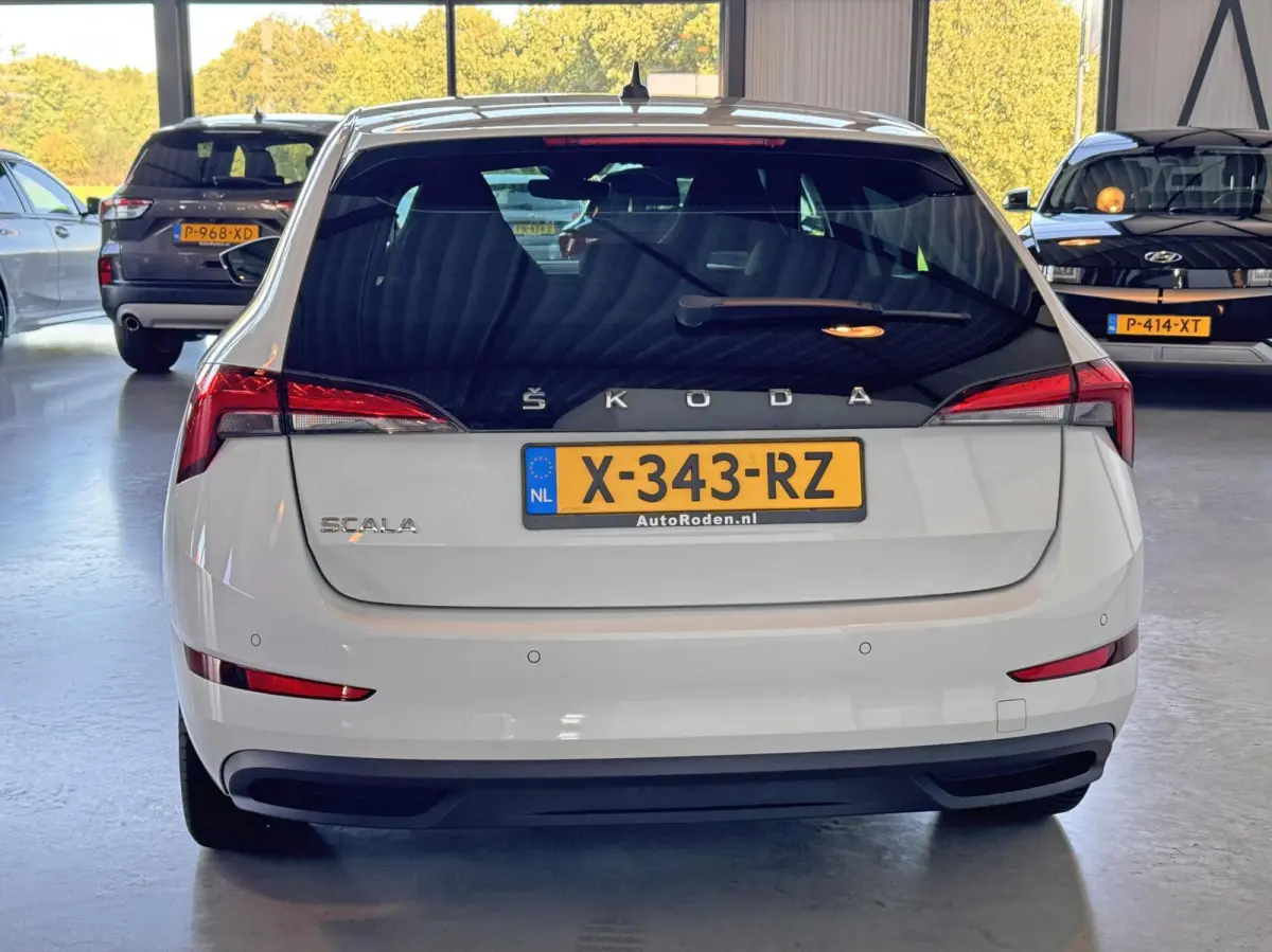 1.0 TSI 81kW Sport Business