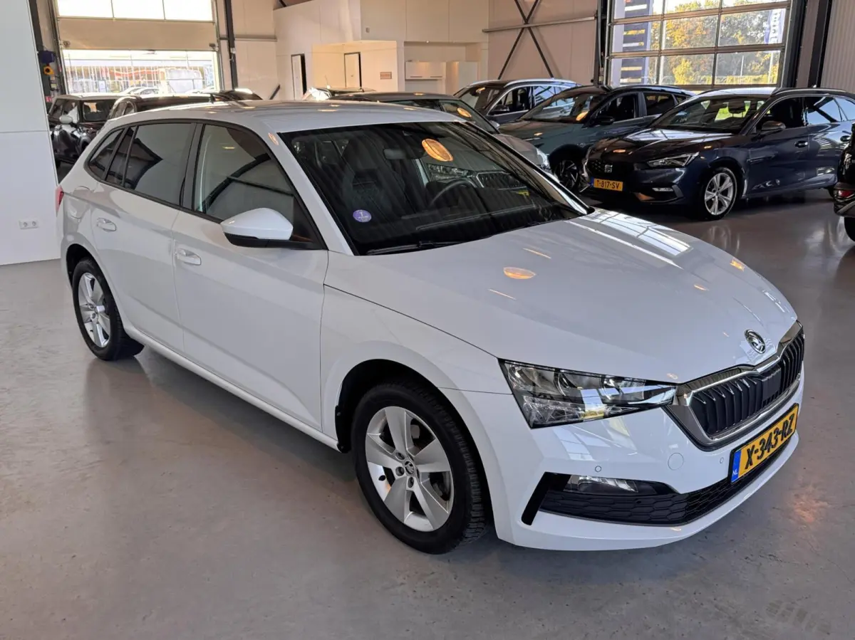 1.0 TSI 81kW Sport Business