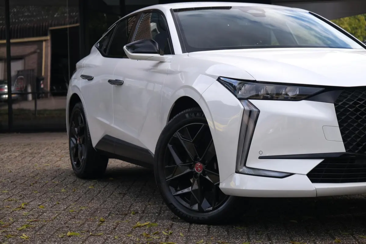 1.2 PureTech Performance Line+|RIJKLAAR!|360°Camera|Stoel+Stuurverwarming|Alcantara|Carplay|Keyless