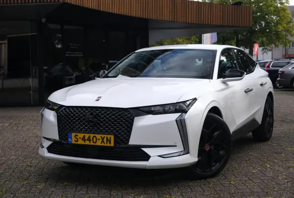 1.2 PureTech Performance Line+|RIJKLAAR!|360°Camera|Stoel+Stuurverwarming|Alcantara|Carplay|Keyless
