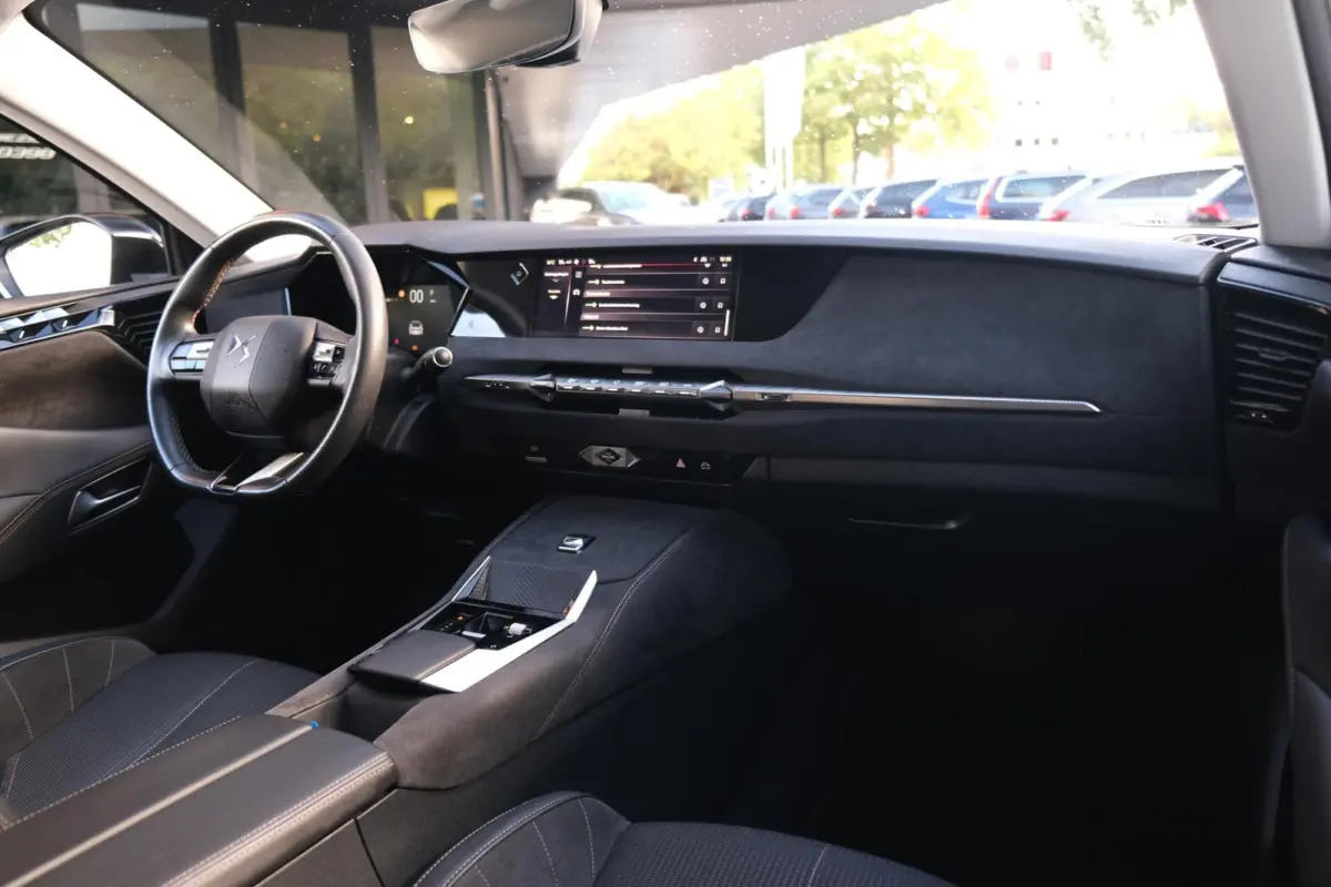 1.2 PureTech Performance Line+|RIJKLAAR!|360°Camera|Stoel+Stuurverwarming|Alcantara|Carplay|Keyless