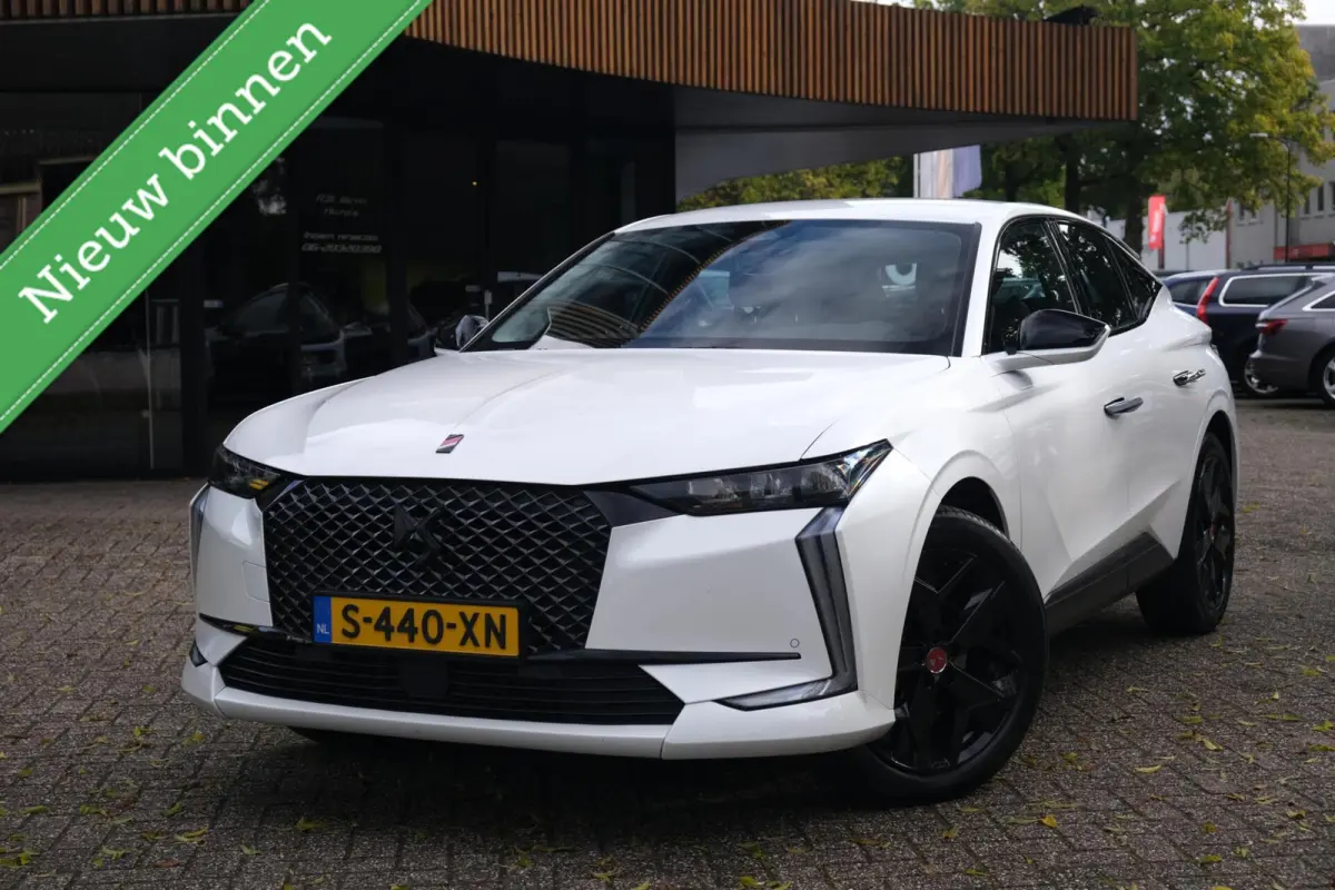 1.2 PureTech Performance Line+|RIJKLAAR!|360°Camera|Stoel+Stuurverwarming|Alcantara|Carplay|Keyless