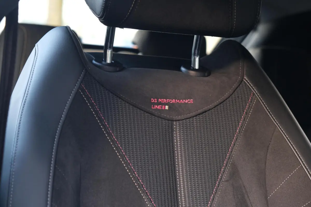1.2 PureTech Performance Line+|RIJKLAAR!|360°Camera|Stoel+Stuurverwarming|Alcantara|Carplay|Keyless