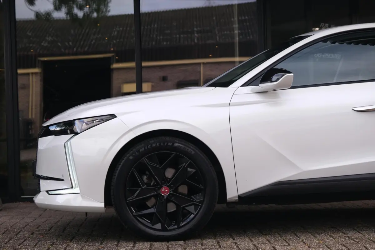 1.2 PureTech Performance Line+|RIJKLAAR!|360°Camera|Stoel+Stuurverwarming|Alcantara|Carplay|Keyless