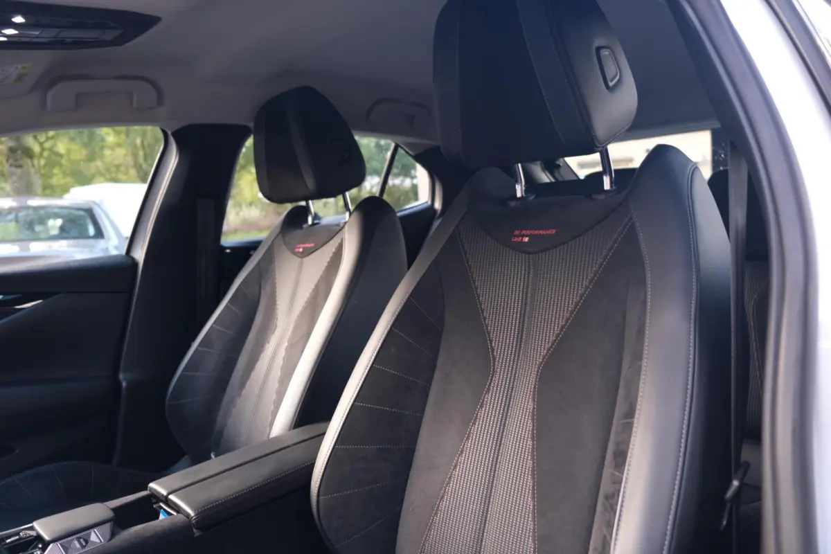 1.2 PureTech Performance Line+|RIJKLAAR!|360°Camera|Stoel+Stuurverwarming|Alcantara|Carplay|Keyless
