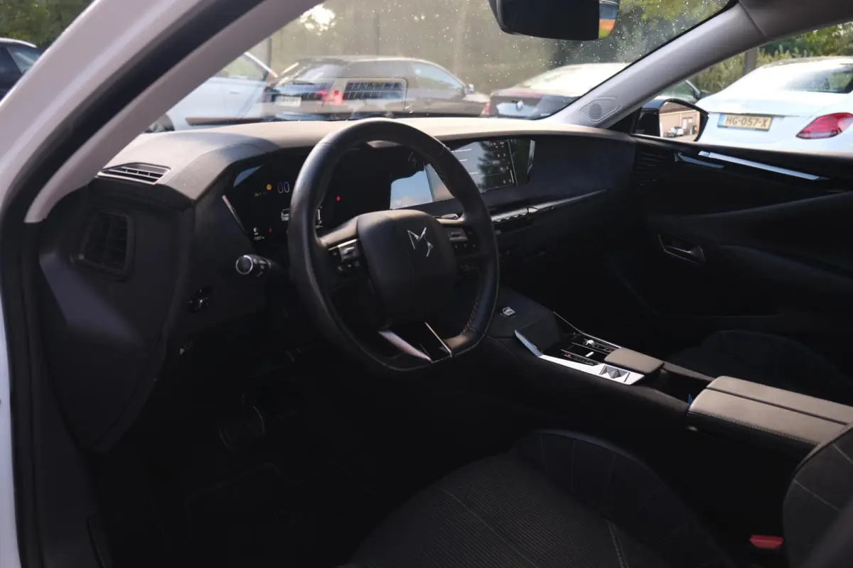1.2 PureTech Performance Line+|RIJKLAAR!|360°Camera|Stoel+Stuurverwarming|Alcantara|Carplay|Keyless