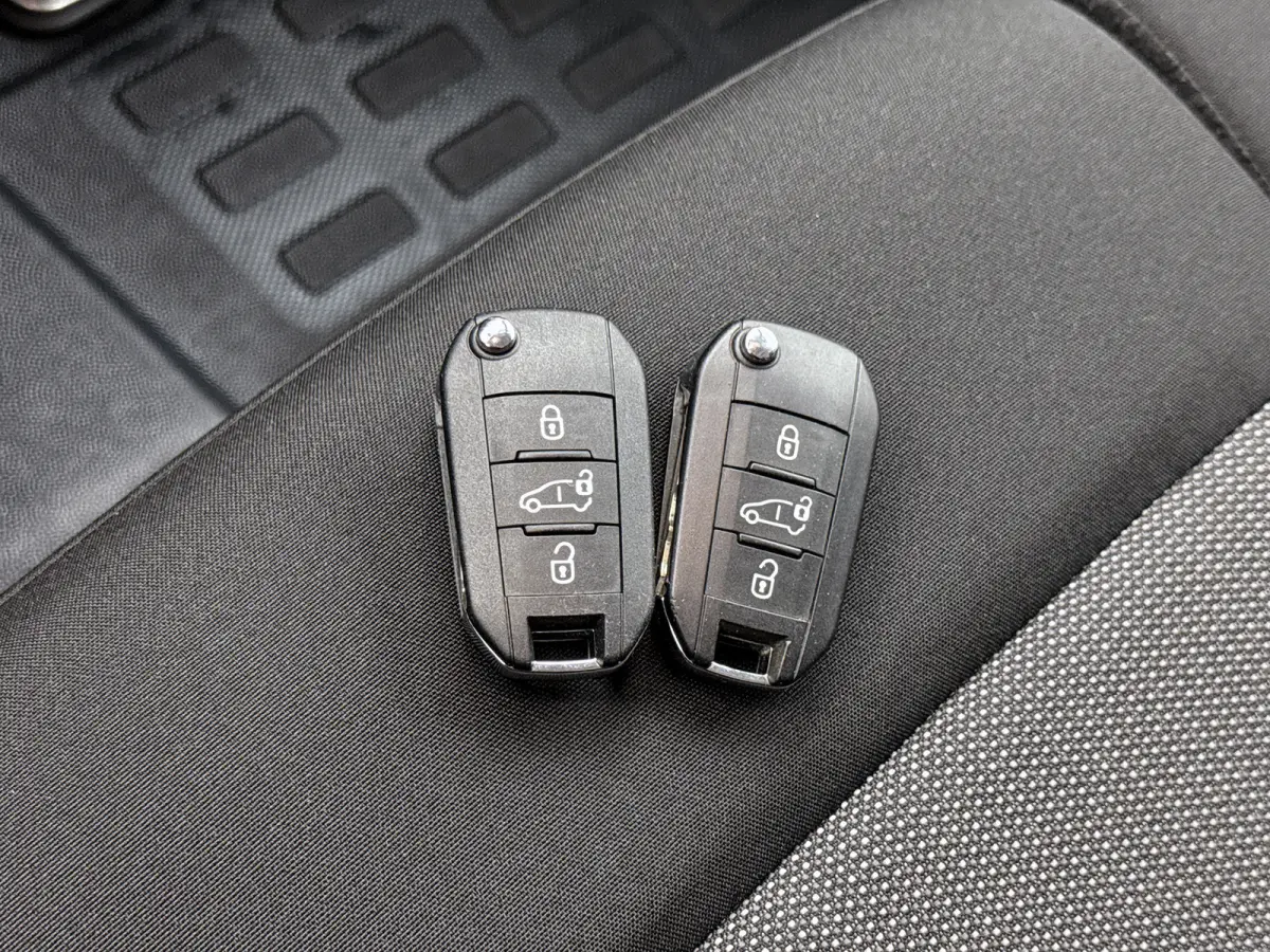 2.0 BlueHDI 145pk L2 2x Schuifdeur Navigatie Trekhaak Cruise control