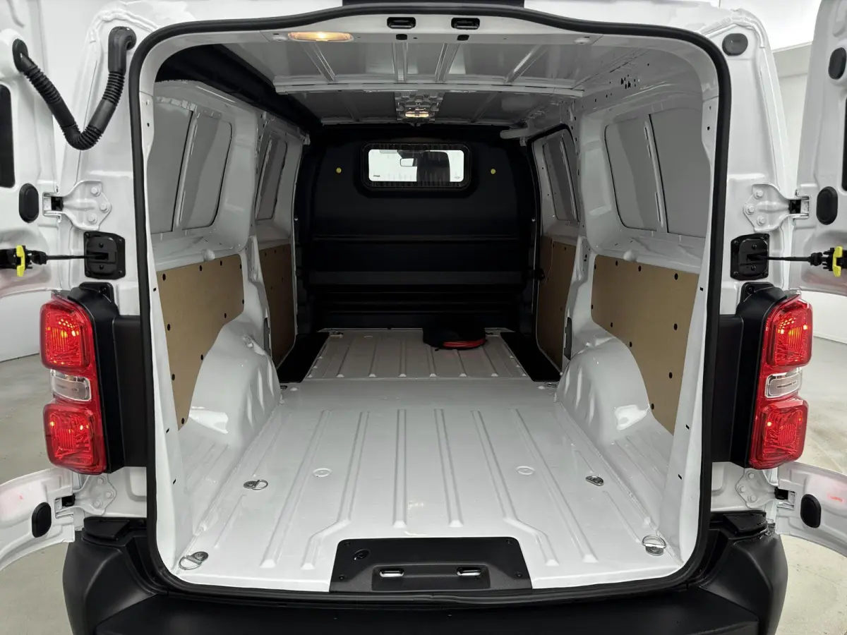 EV L3 75 kWh | Camera | Navigatie | Airco | Cruise control | CarPlay | 3-Zits