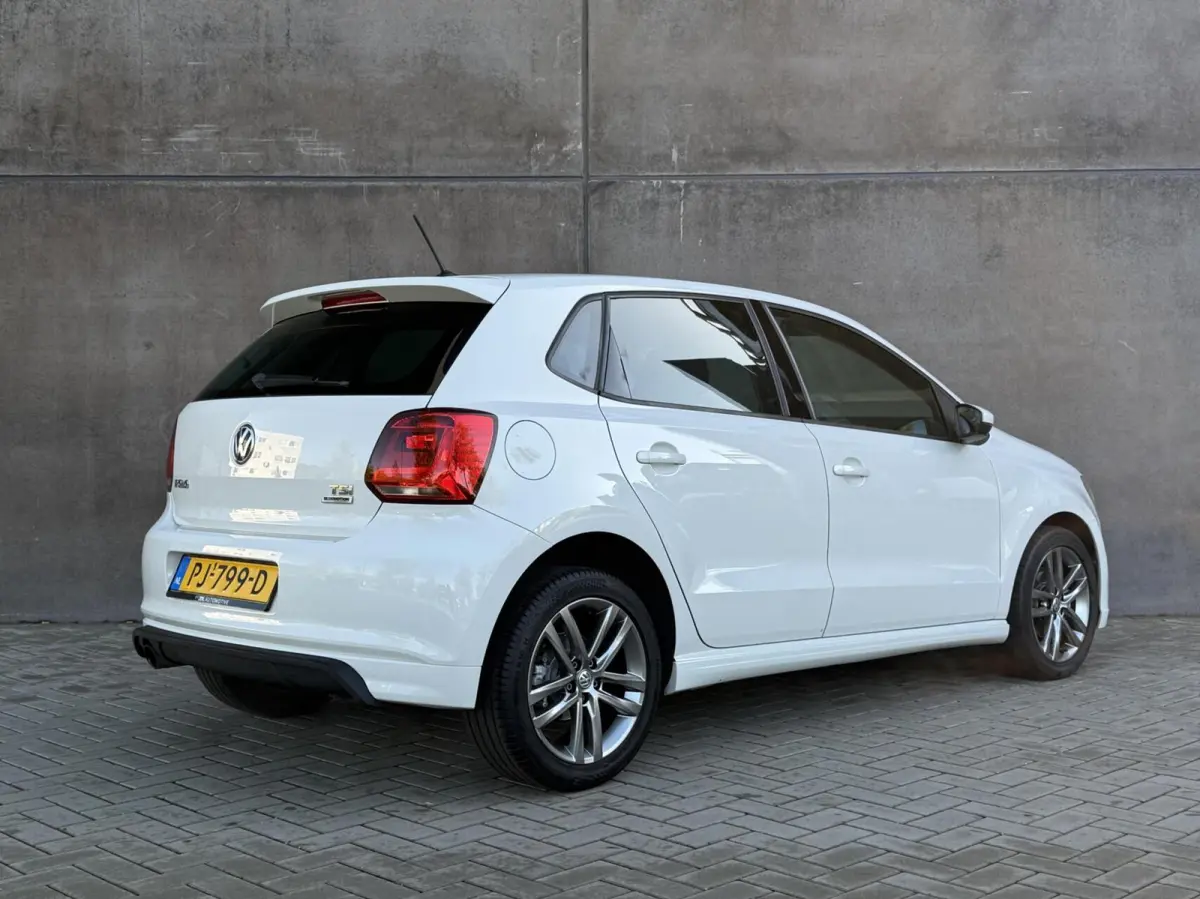1.2 TSI Comfortline Business R-Line | Airco | CarPlay | Cruise Control |