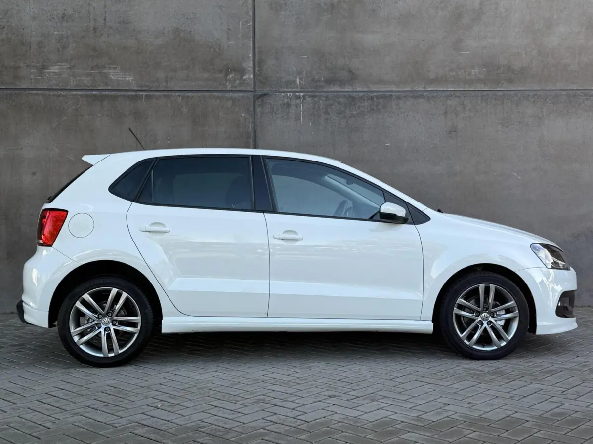 1.2 TSI Comfortline Business R-Line | Airco | CarPlay | Cruise Control |