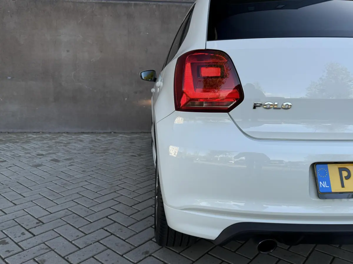 1.2 TSI Comfortline Business R-Line | Airco | CarPlay | Cruise Control |